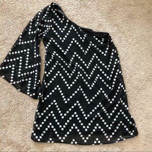 Pattern Black Dress